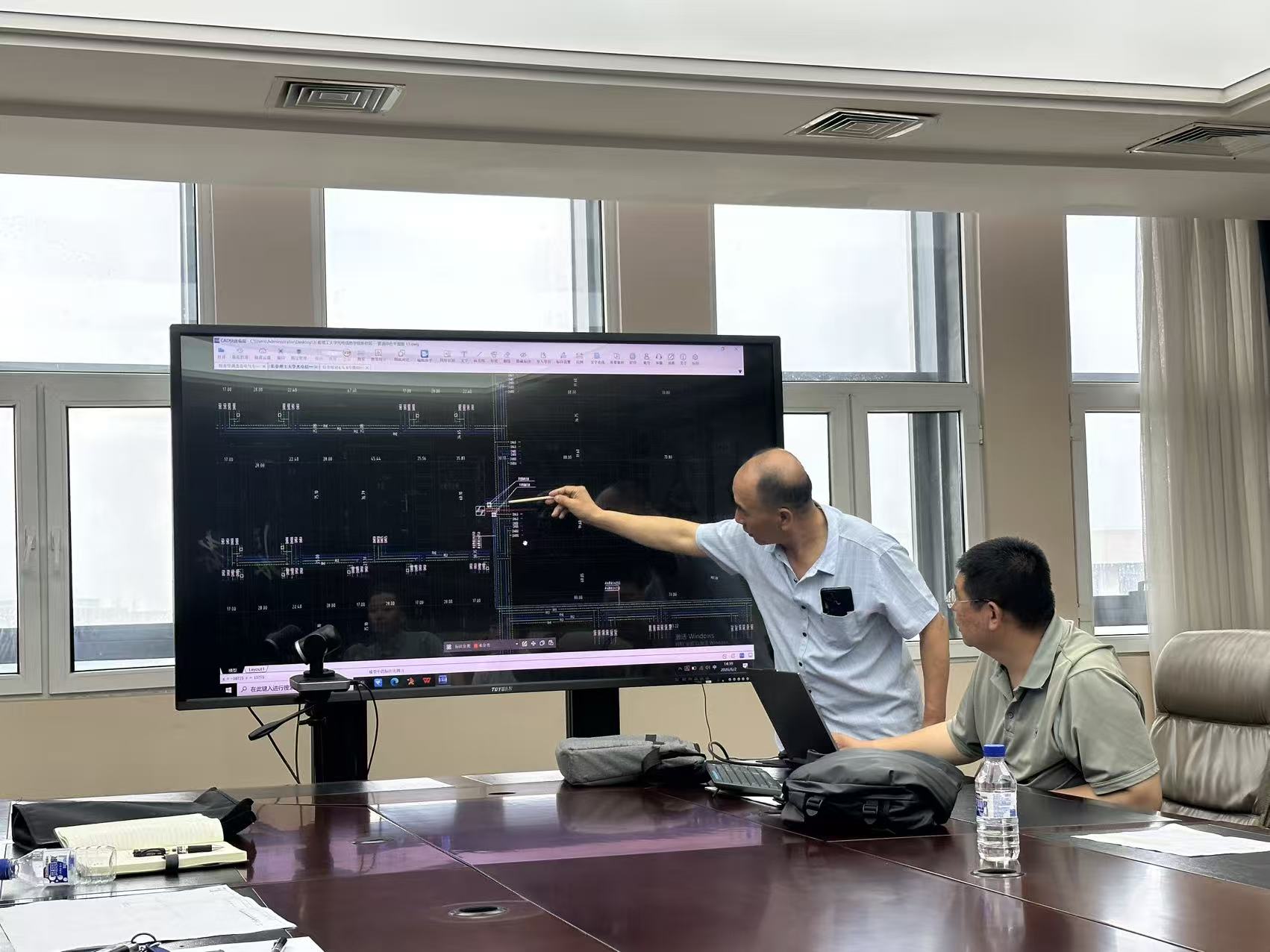 基建与实验室服务中心积极推进学理校区空调安装前期对接工作